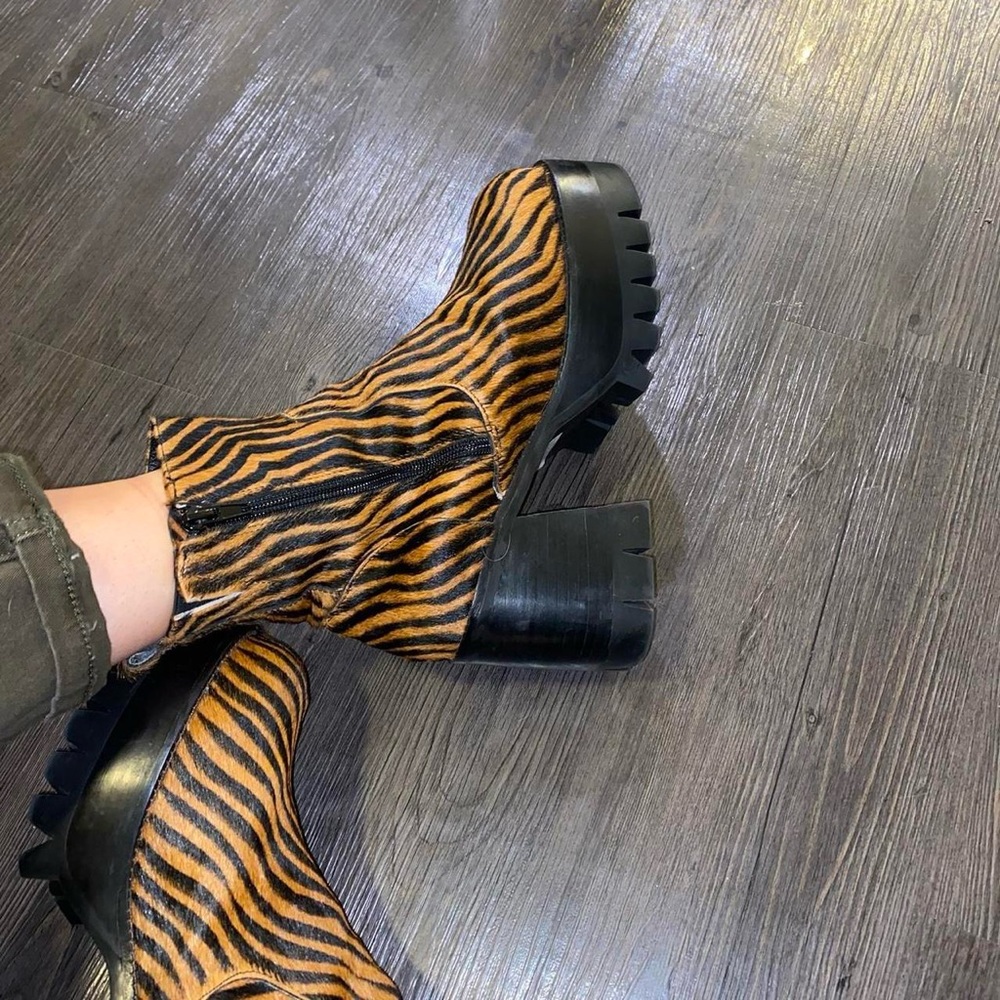 Zebra Platform Boots - image 5
